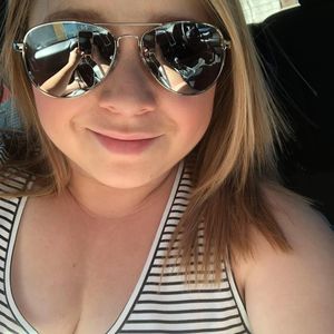 Meet your Posher, Janet